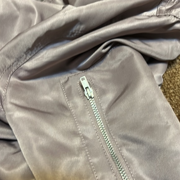 NWT FOREVER 21 casual bomber jacket in lavender/gray with pockets and zipper L - Picture 6 of 7